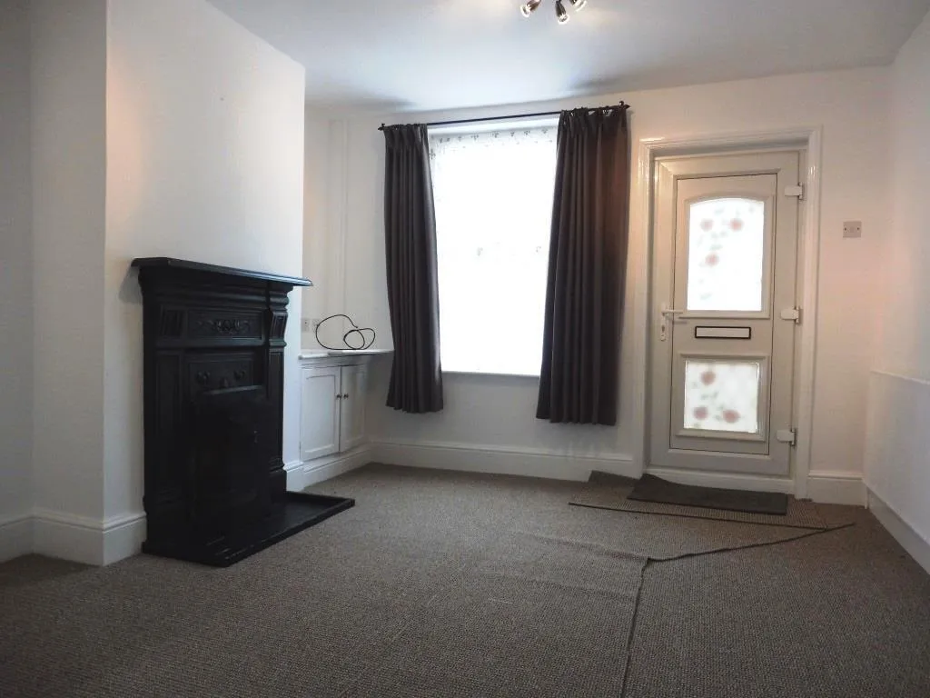 St Nicholas Street, Uphill, LN1, photo 7