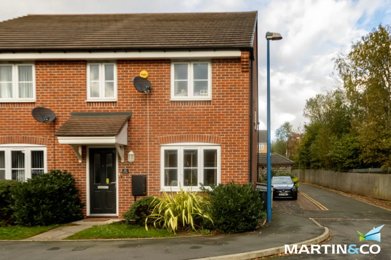 4 bed house for sale — Richard Bradley Way, Tipton, DY4