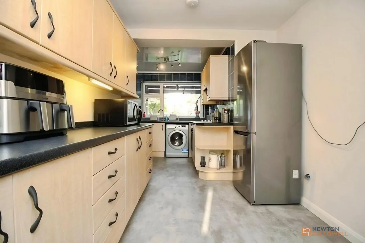 Farmway, Braunstone Town, LE3, photo 8