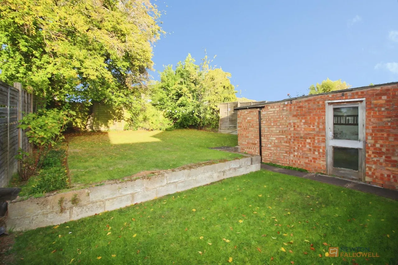 Farmway, Braunstone Town, LE3, photo 21