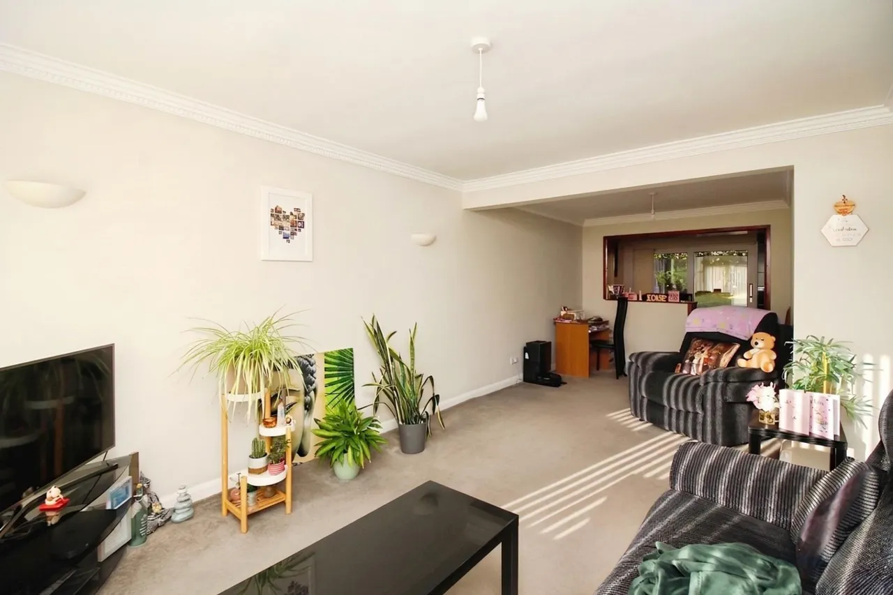 Farmway, Braunstone Town, LE3, photo 6