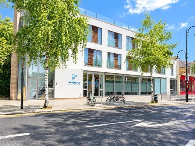 2 bed flat for sale, Station Parade, Wanstead, E11