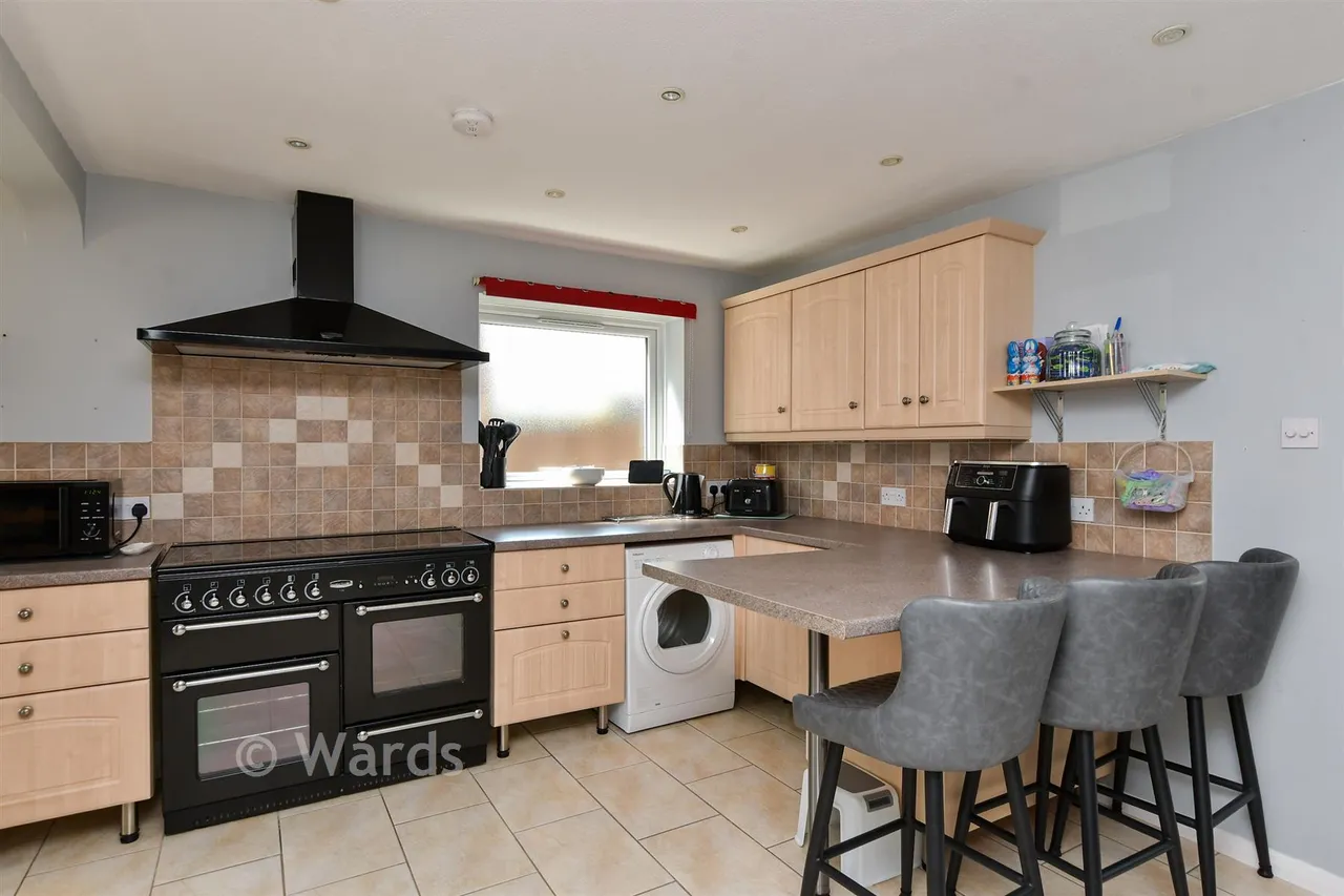 Wrentham Avenue, Herne Bay, CT6, photo 6