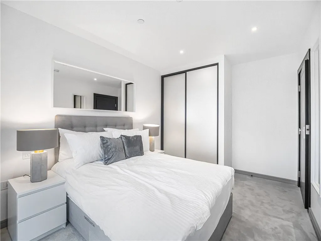 Eden Grove, Staines-upon-Thames, TW18, photo 15