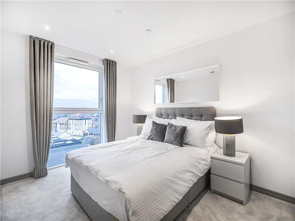 Eden Grove, Staines-upon-Thames, TW18, photo 4