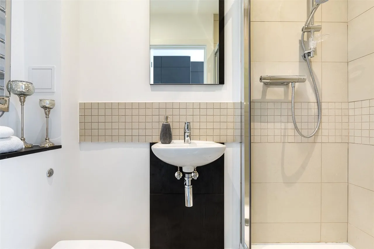 Harrovian House, 2a Woodlands Road, Harrow, Middlesex, HA1, photo 7