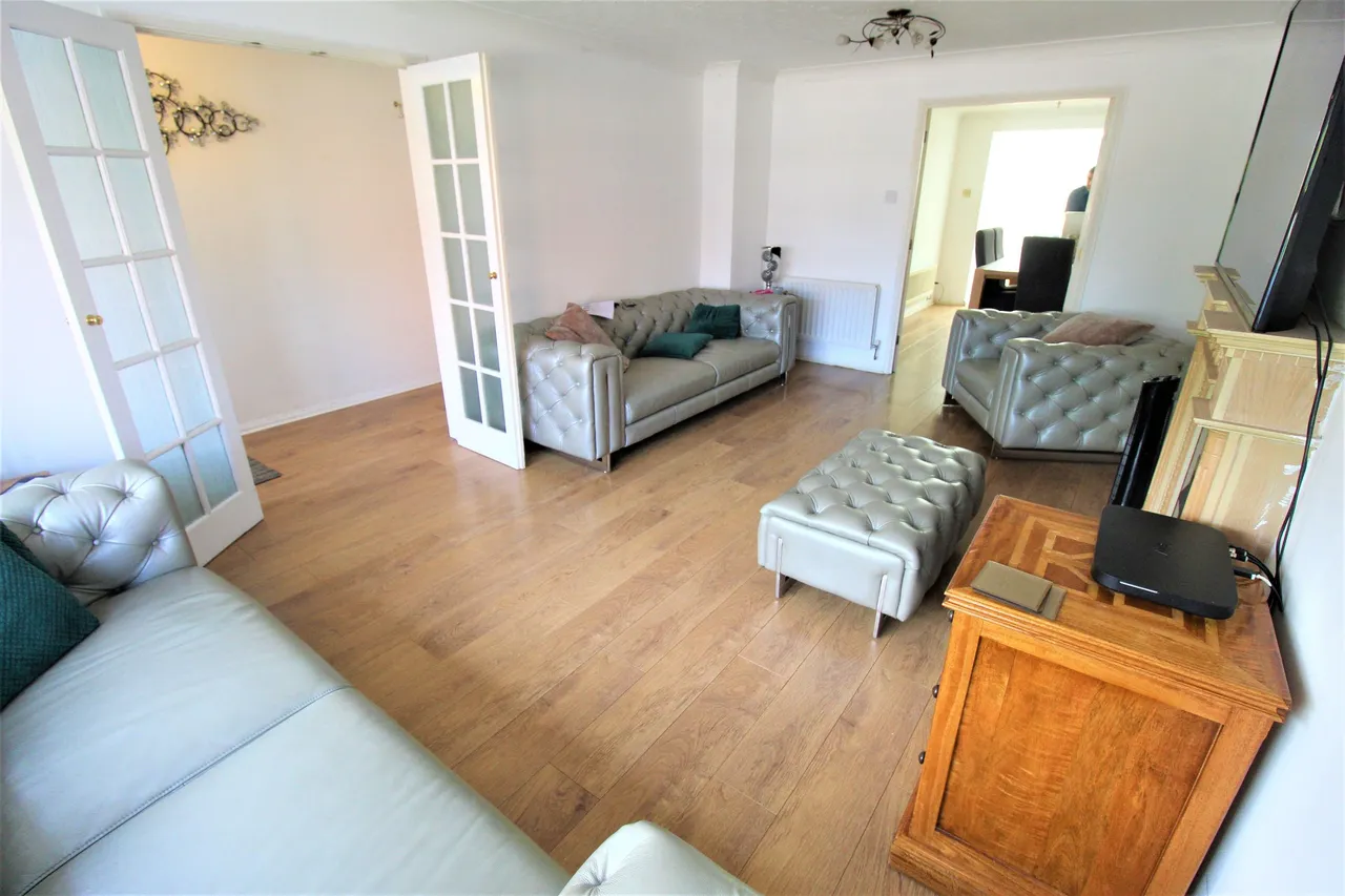 Gilbert Road, Grays, Essex, RM16 6NR, photo 5