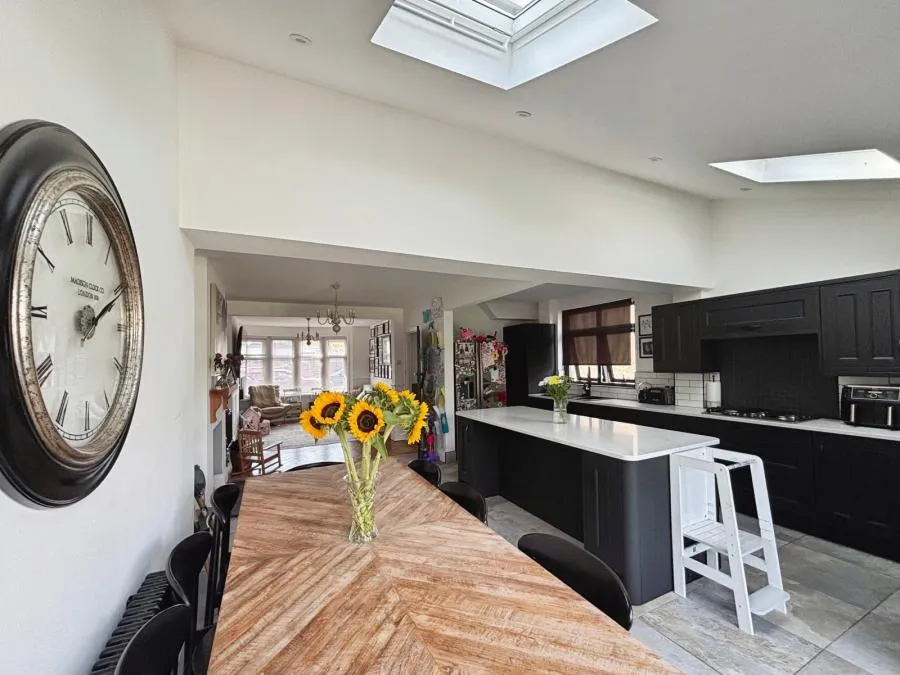 Ton-Yr-Ywen Avenue, Heath, CF14, photo 8