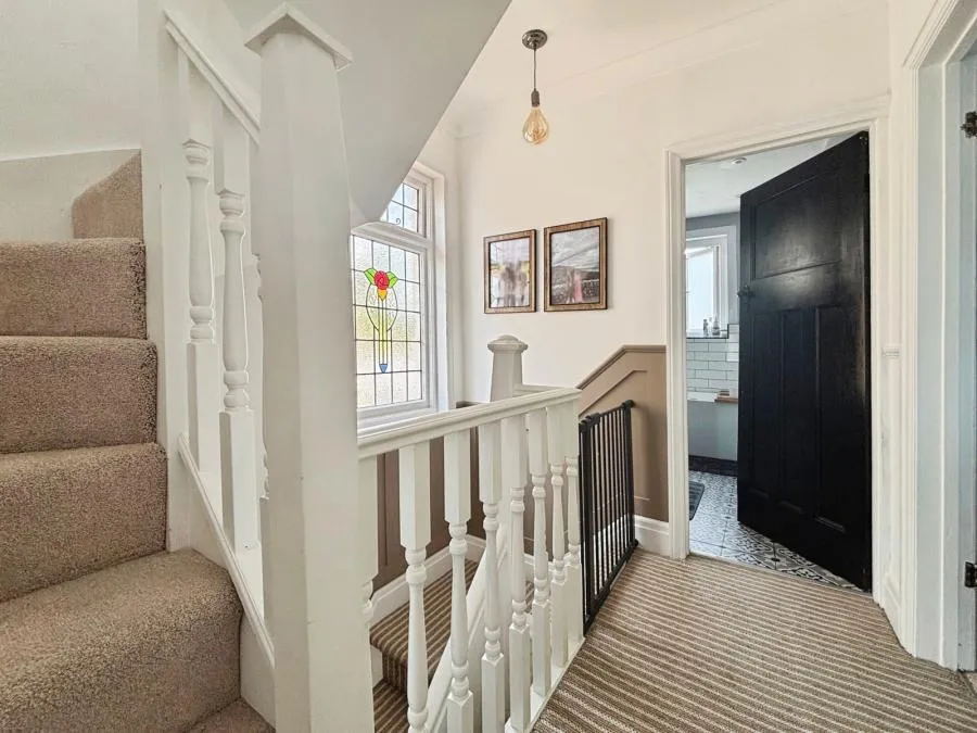 Ton-Yr-Ywen Avenue, Heath, CF14, photo 13