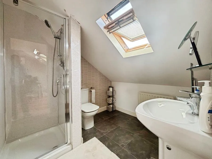 Ton-Yr-Ywen Avenue, Heath, CF14, photo 16
