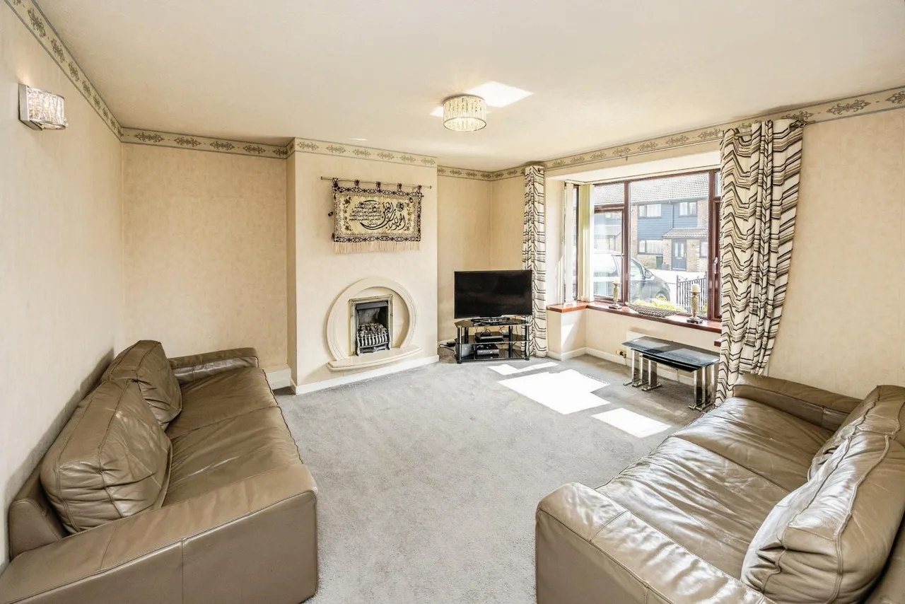 Moorlands Road, Huddersfield, HD3, photo 5