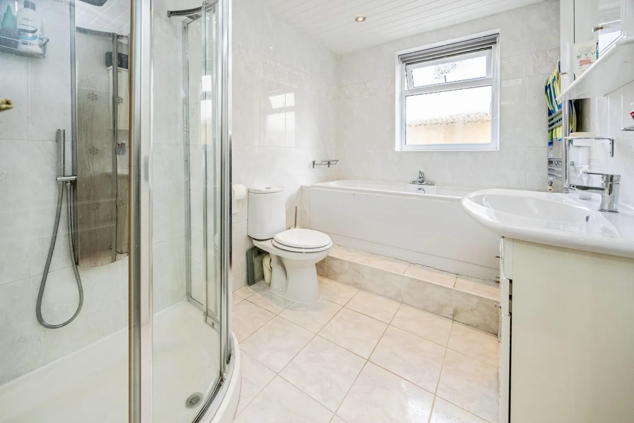 Moorlands Road, Huddersfield, HD3, photo 13