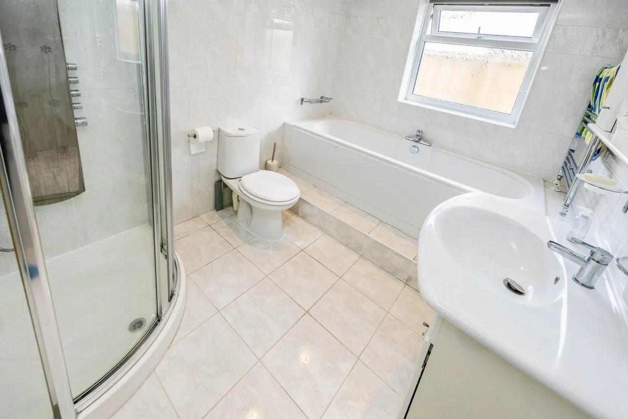 Moorlands Road, Huddersfield, HD3, photo 11