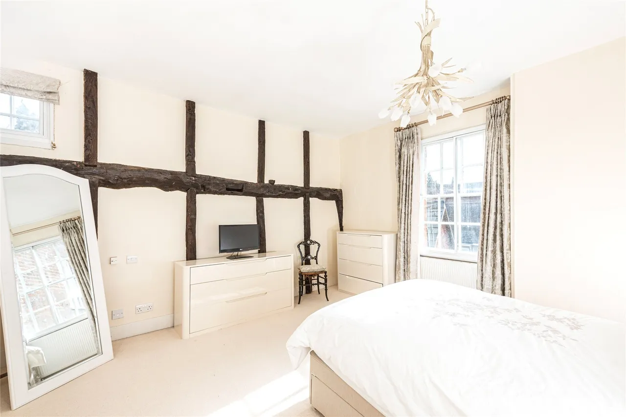 Bedford Street, Woburn, MK17, photo 12