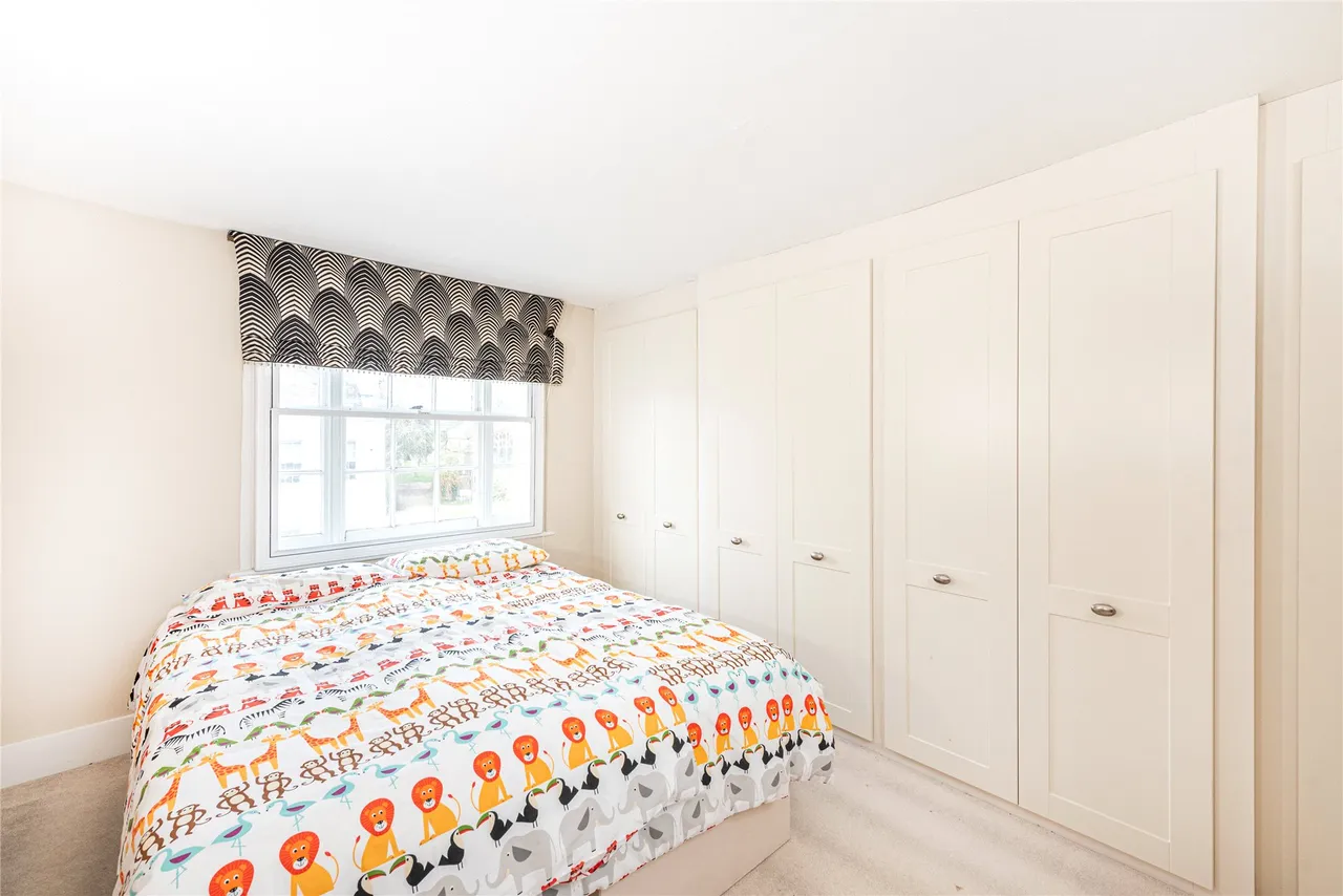 Bedford Street, Woburn, MK17, photo 17