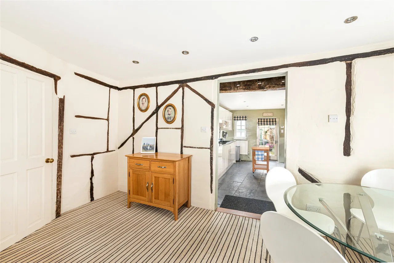 Bedford Street, Woburn, MK17, photo 6