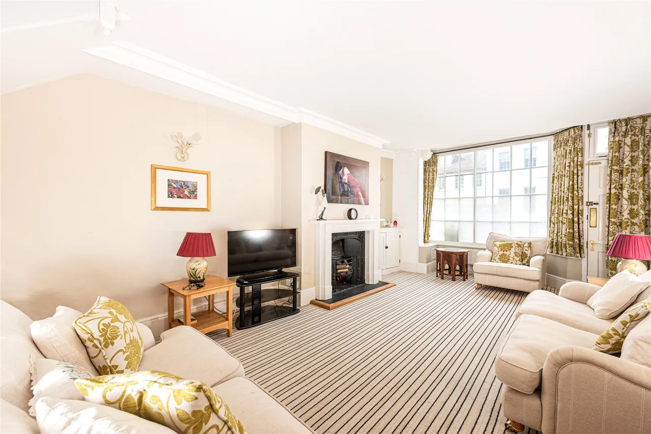 Bedford Street, Woburn, MK17, photo 7