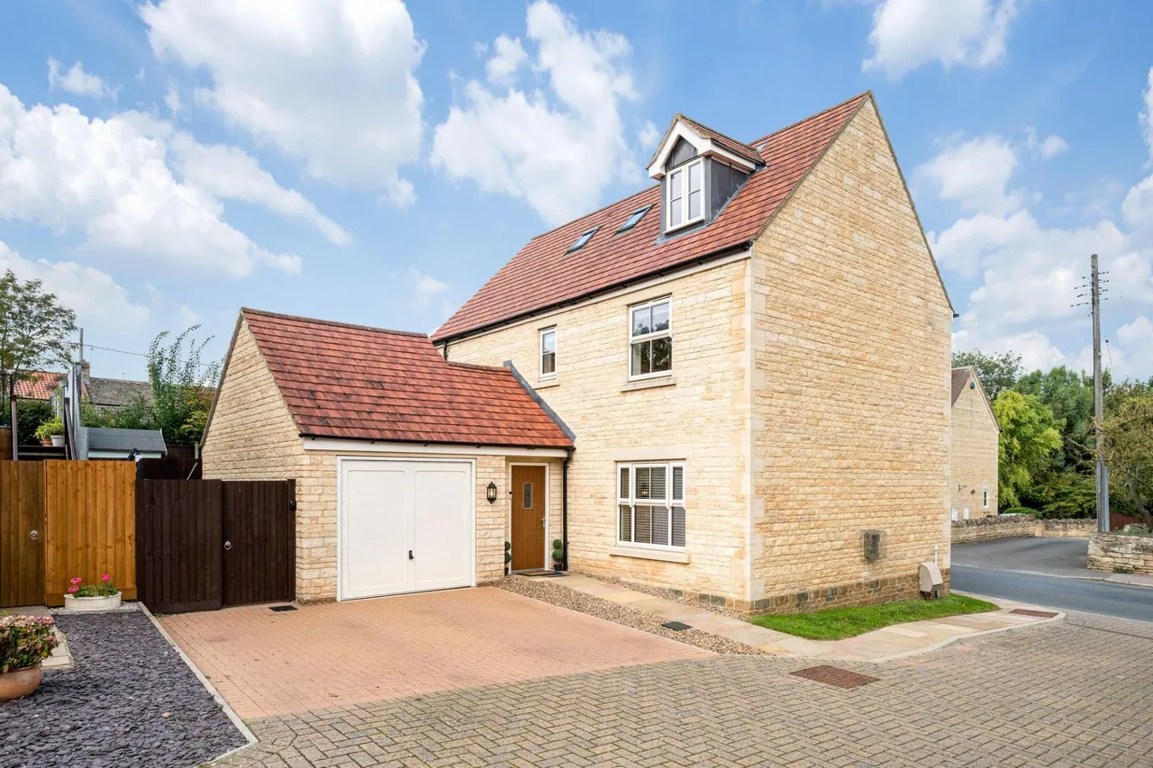Main Street, Greetham, LE15, photo 2