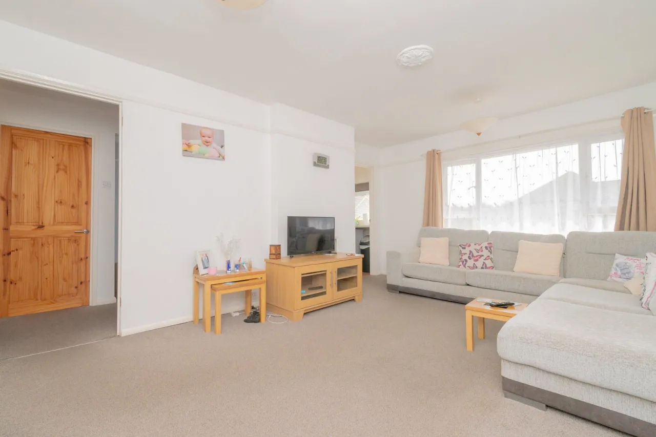Violet Avenue, Ramsgate, CT12, photo 5