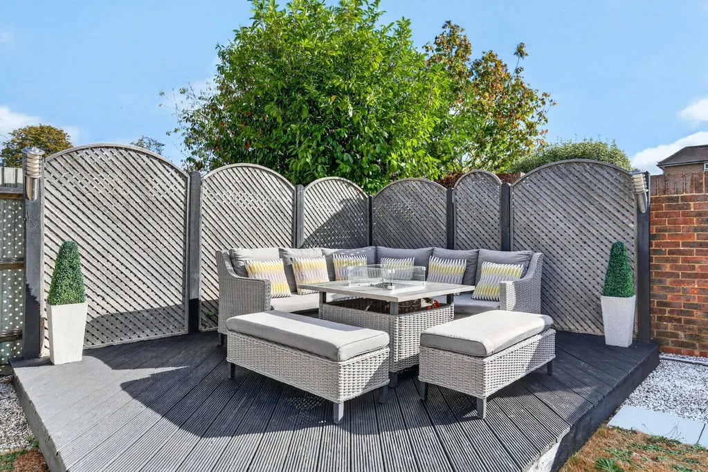 School Lane, Addlestone KT15 1TA, photo 20