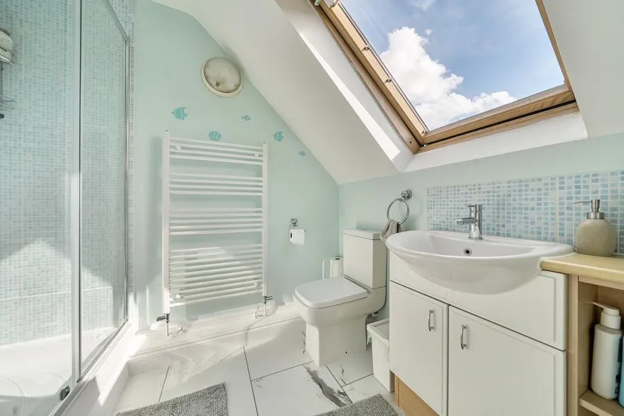 Urquhart Road, Thatcham, RG19, photo 15