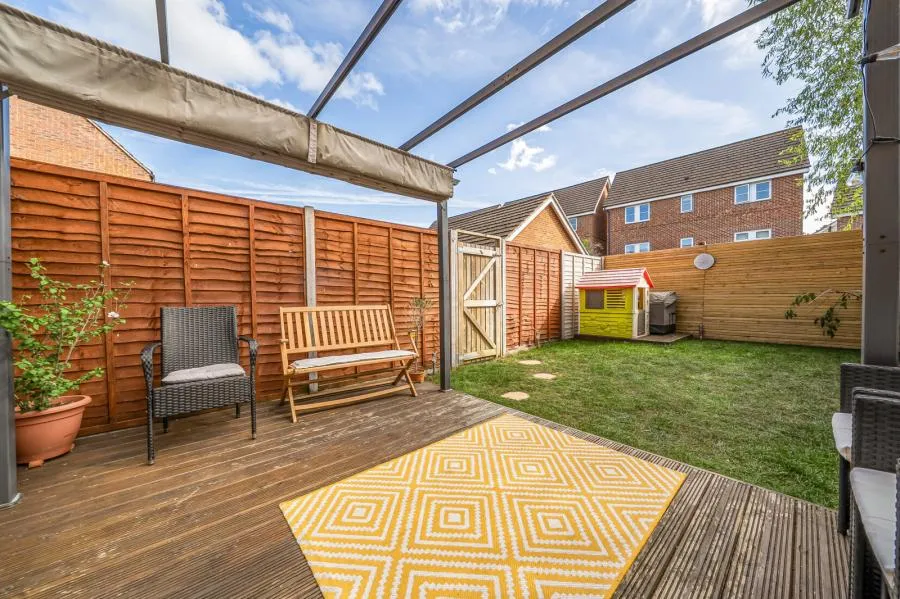 Urquhart Road, Thatcham, RG19, photo 17