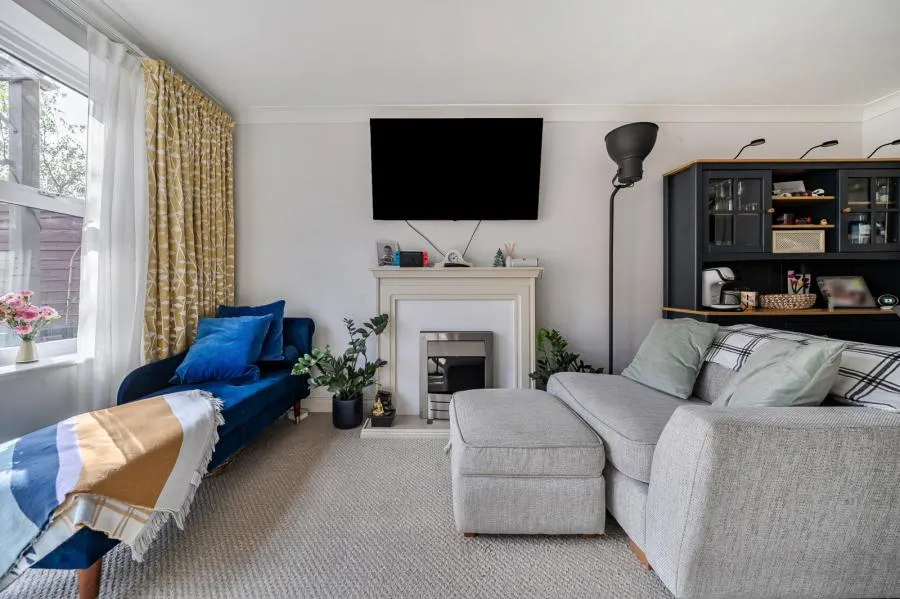 Urquhart Road, Thatcham, RG19, photo 4
