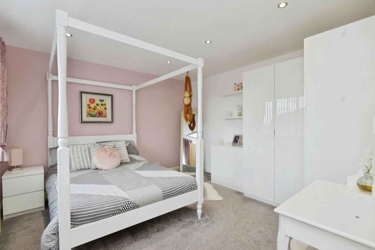 Cellarhead Road, Werrington, ST9, photo 23