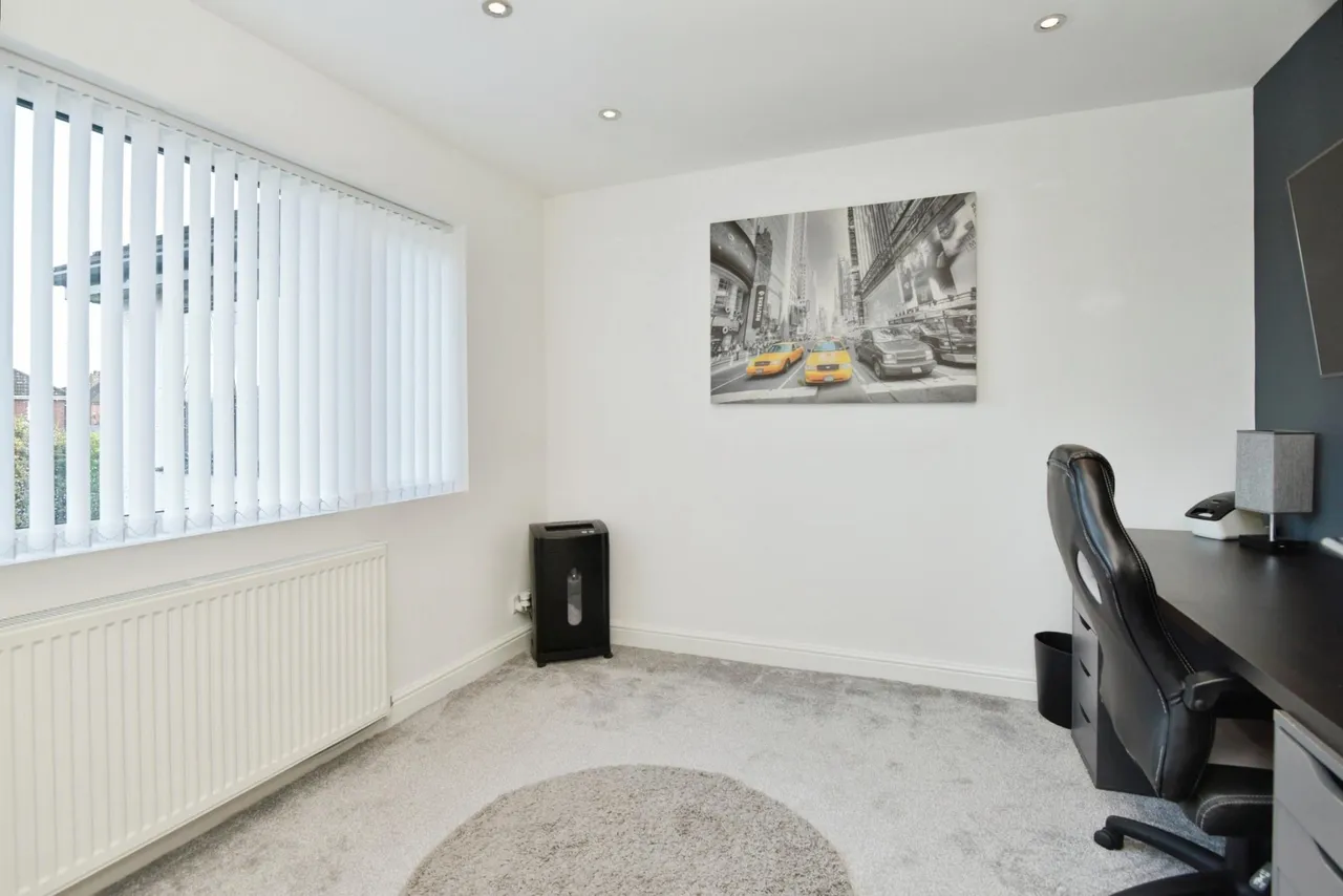 Cellarhead Road, Werrington, ST9, photo 26