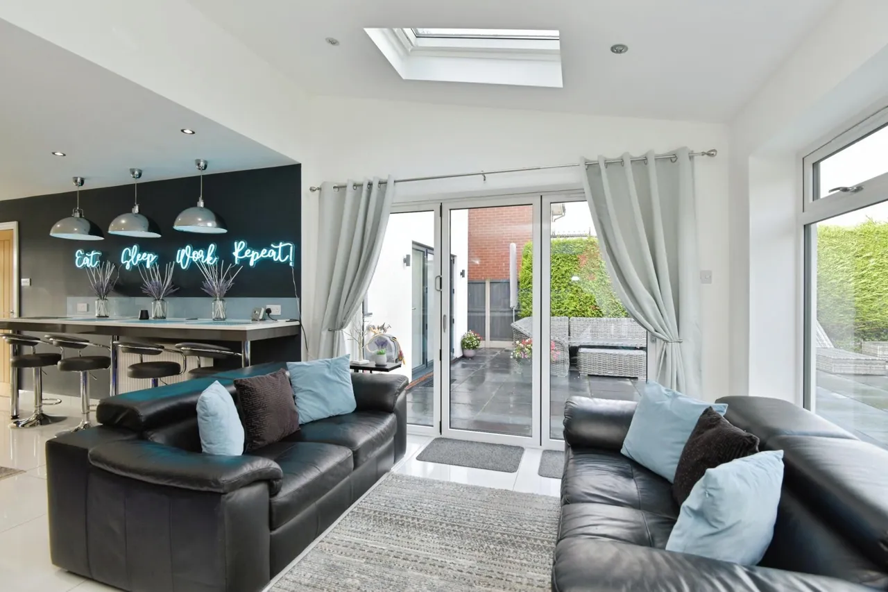 Cellarhead Road, Werrington, ST9, photo 14