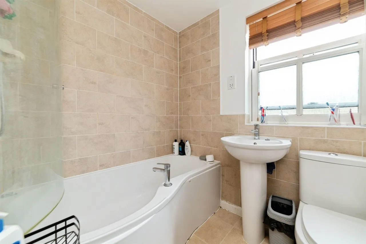 Bronte Avenue, Fairfield, SG5, photo 11