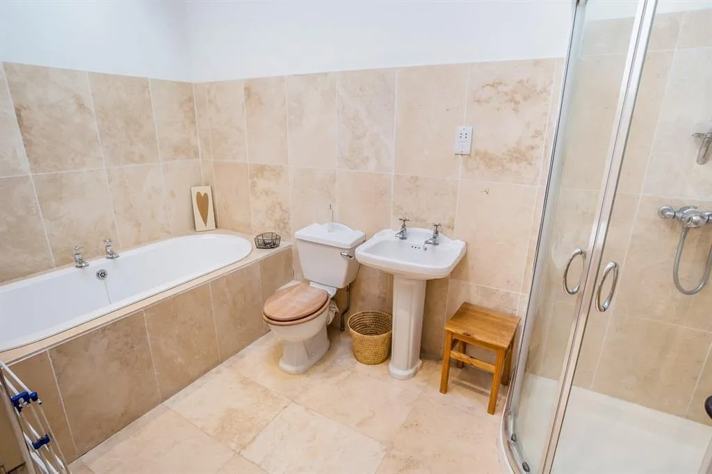 East Street, Lindley, HD3, photo 11