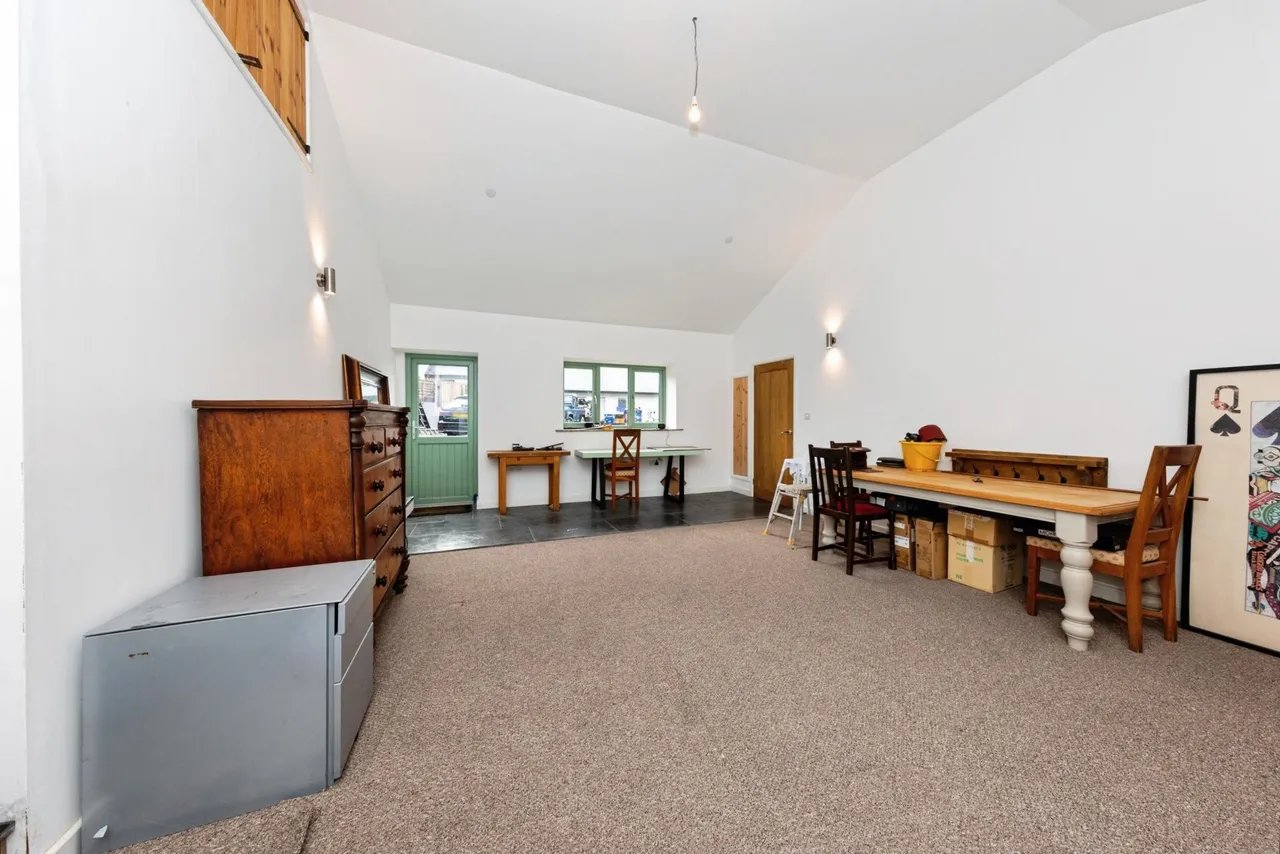 Broadlay, Ferryside, SA17, photo 9