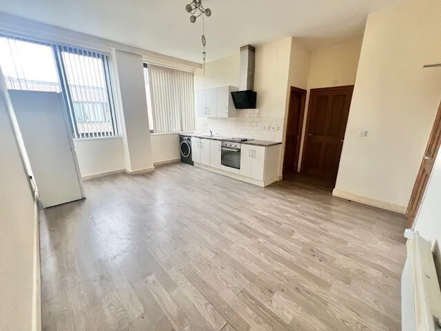 1 bed flat to rent, Southgate House, Halifax, HX1
