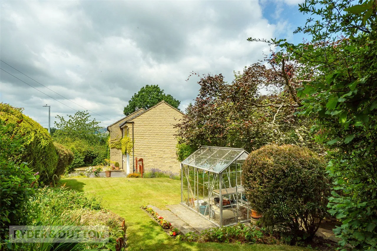 Upper Clough, Linthwaite, HD7, photo 26