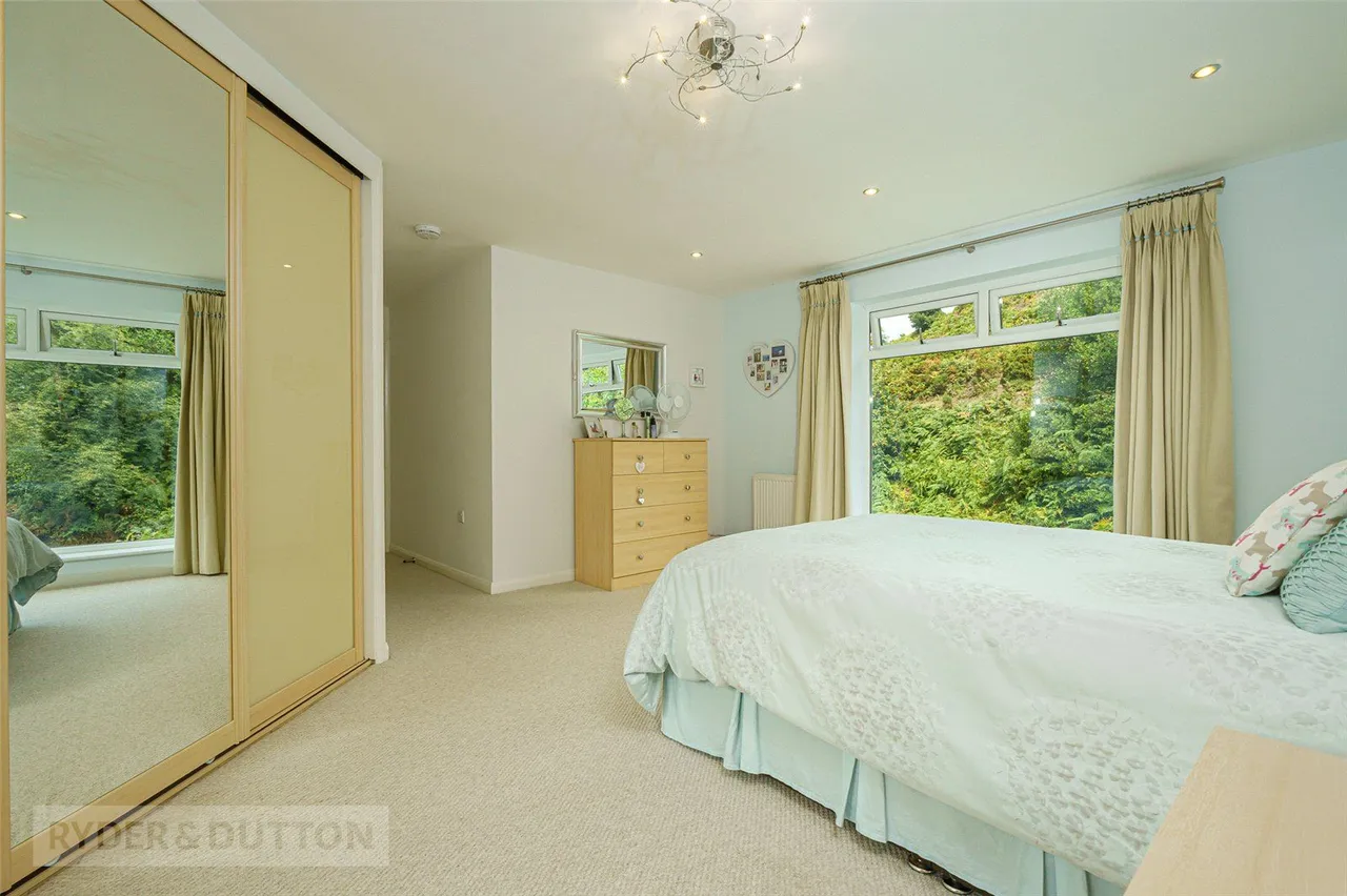 Upper Clough, Linthwaite, HD7, photo 15