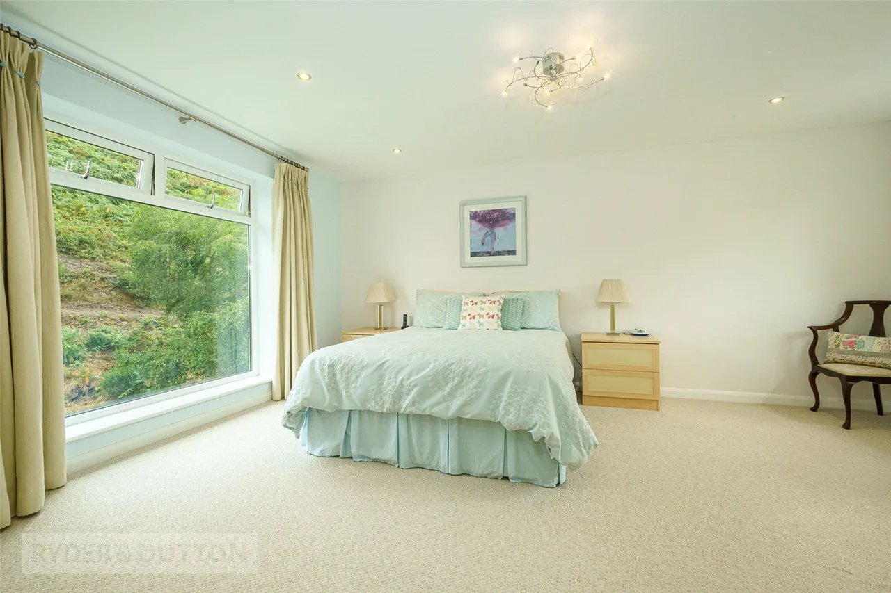 Upper Clough, Linthwaite, HD7, photo 14