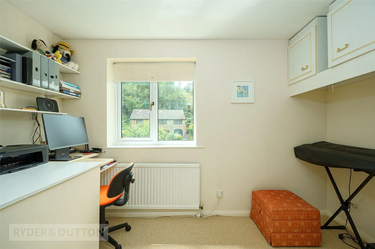 Upper Clough, Linthwaite, HD7, photo 23