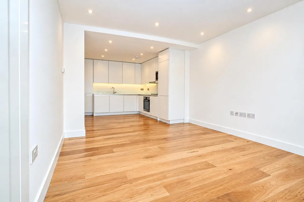Plumbers Row, Aldgate, E1, photo 4