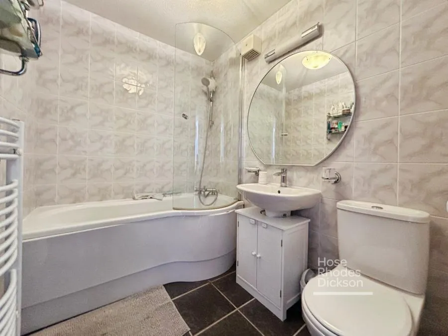 Medina Road, Cowes, PO31, photo 8