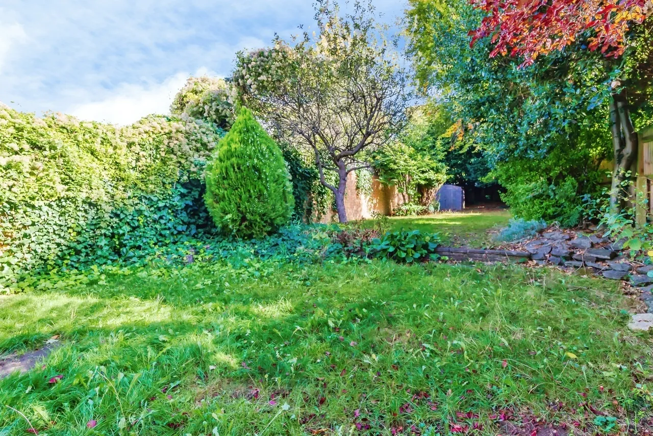 Brighton Road, Purley, CR8, photo 7