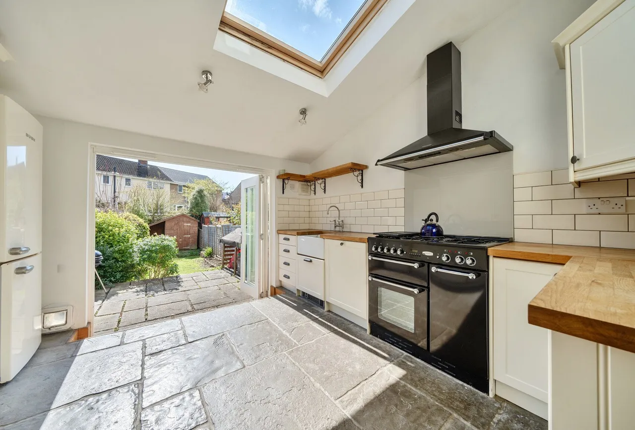 2 bed house for sale — Birdwell Road, Long Ashton, BS41 9BA