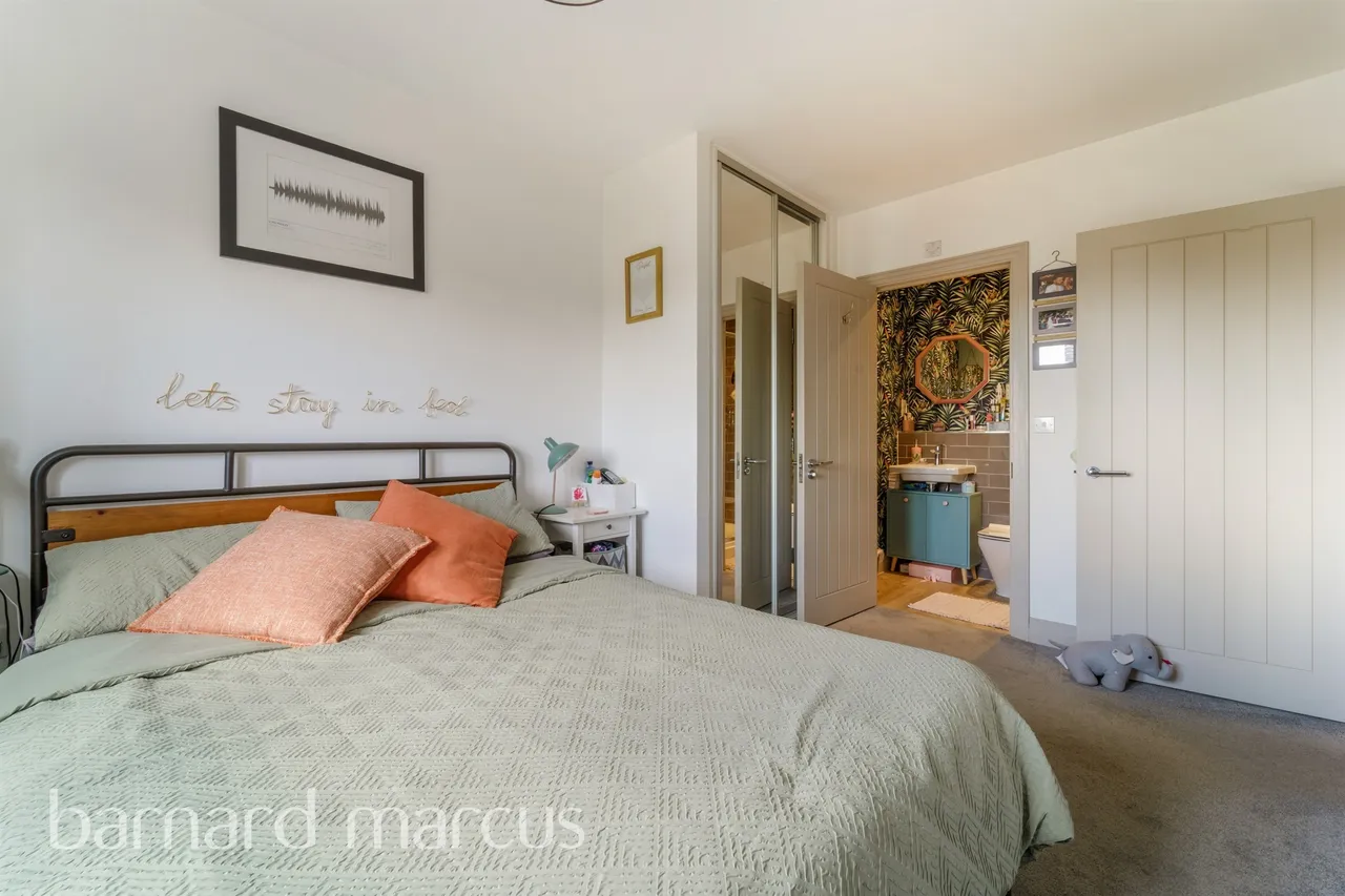 Park Road, Feltham, TW13, photo 10