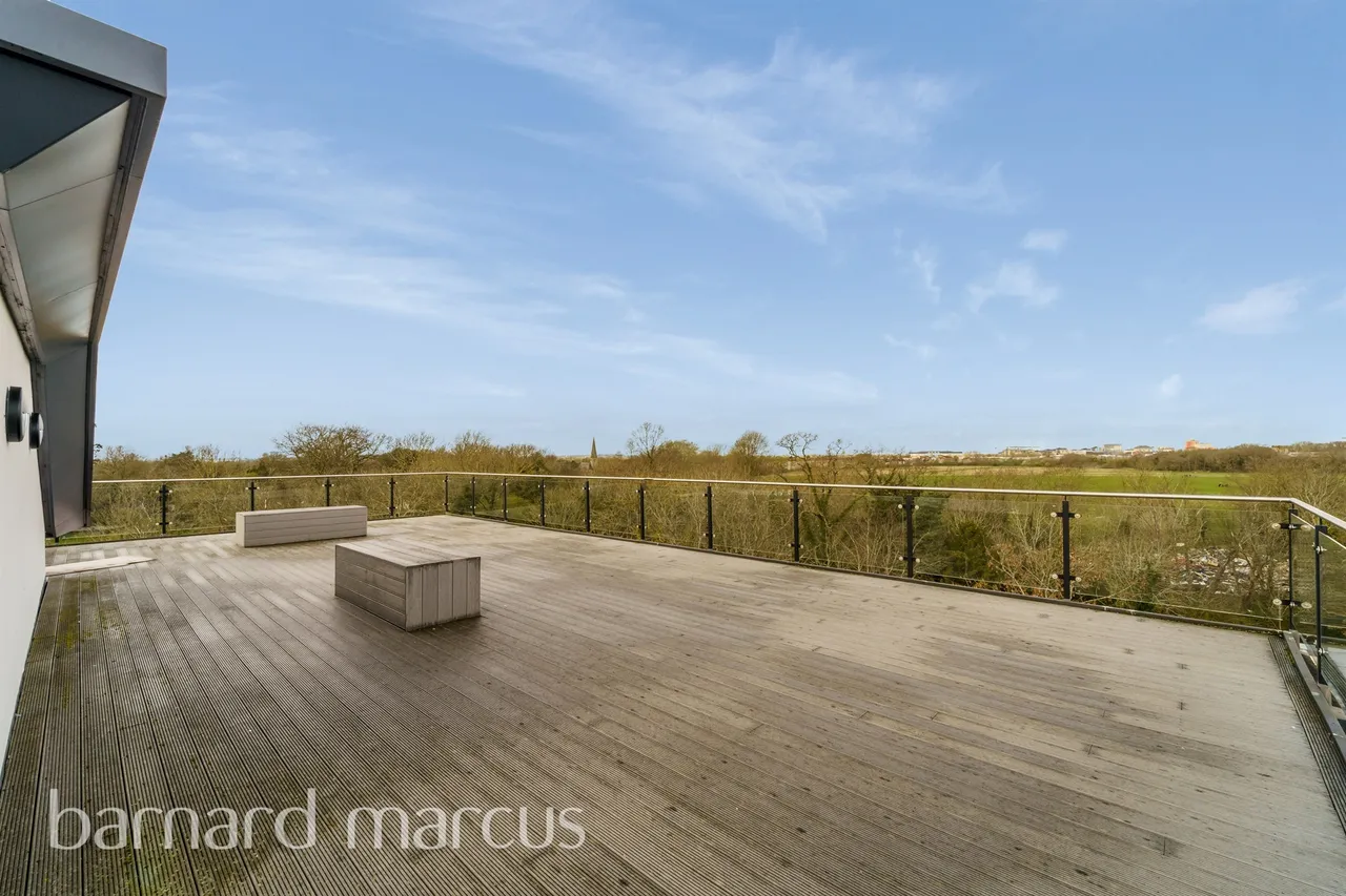 Park Road, Feltham, TW13, photo 4