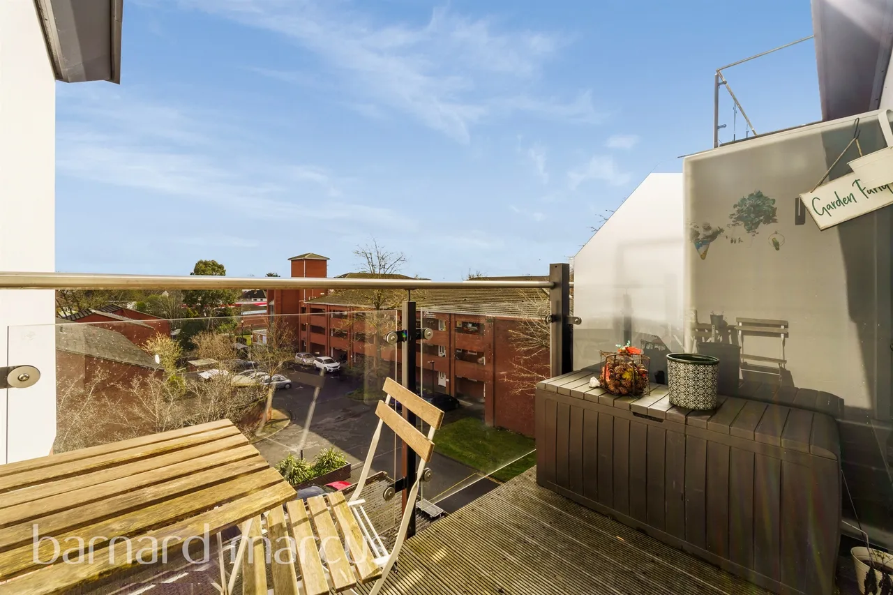 Park Road, Feltham, TW13, photo 11