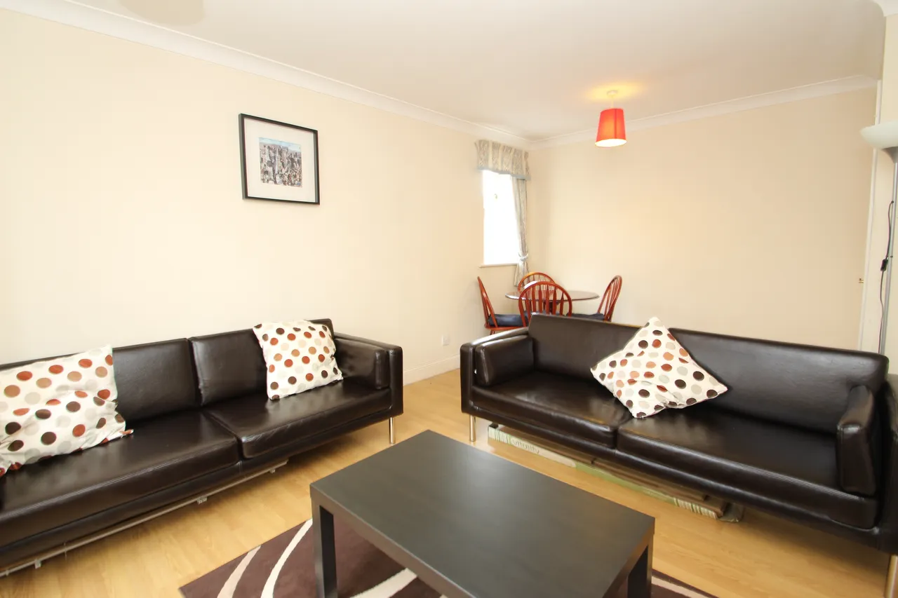 Middleton Court, Jesmond, NE2, photo 4