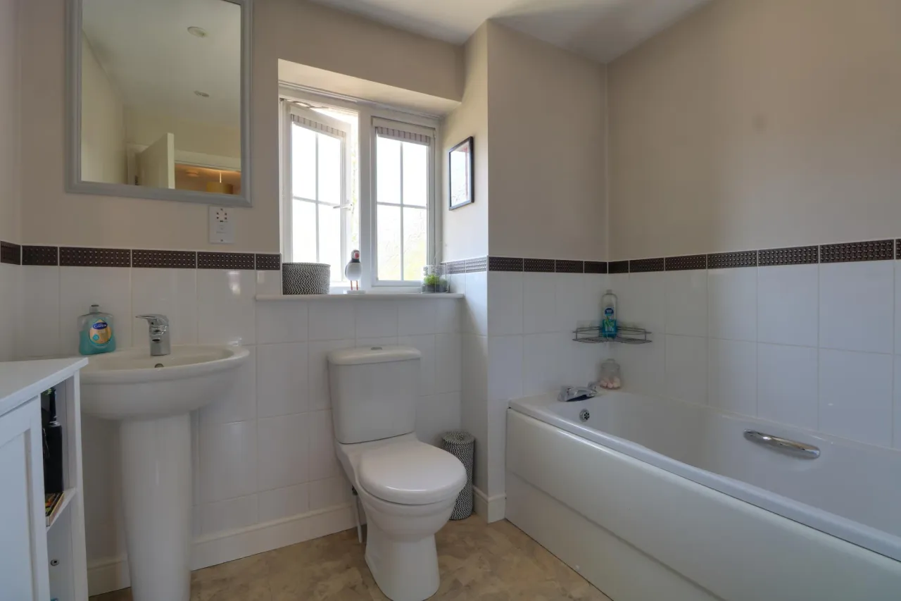 Holly Place, Nantwich, photo 13