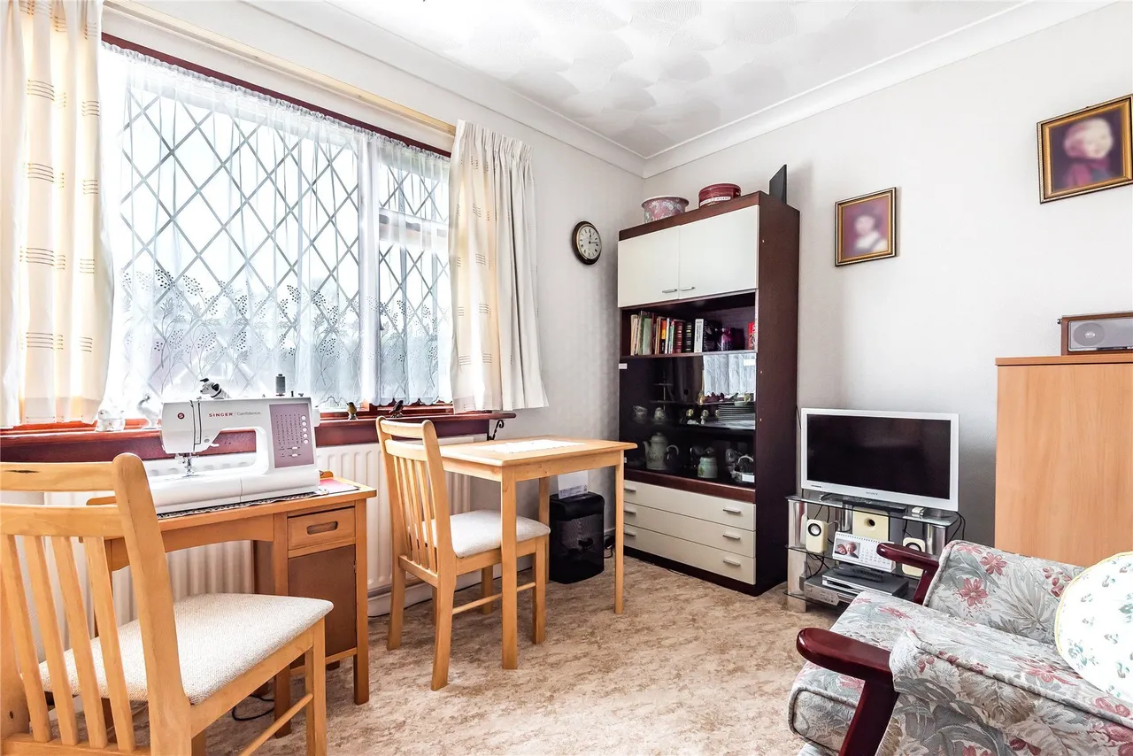 Pondfield Road, Orpington, Kent, BR6, photo 11