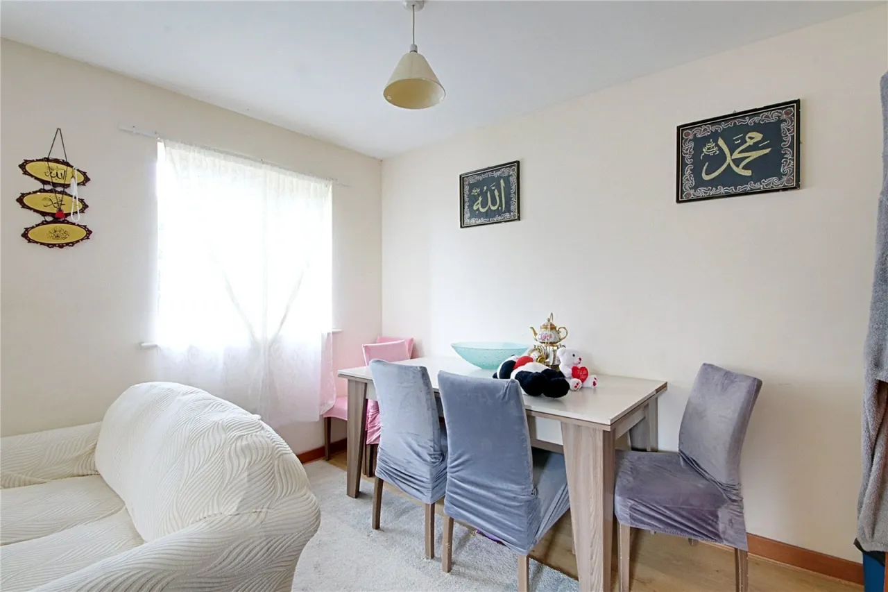 Rossmore Close, EN3, photo 8