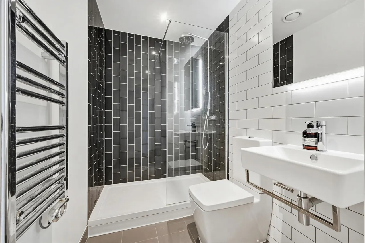Marco Polo Tower, Royal Wharf, E16, photo 9